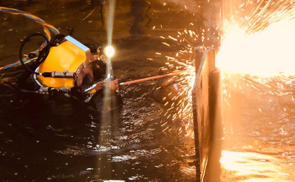 Lorem ipsum dolor sit amet, consectetur adipiscing elit. Nulla a ex nulla. Curabitur sollicitudin, est a rutrum imperdiet, arcu dolor feugiat ex, vel tristique metus nibh nec nibh. Nulla dolor lectus,